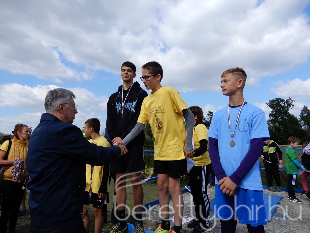 Mezei futóbajnokság Berettyóújfaluban 130